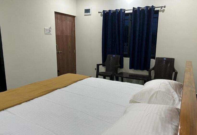 Отель Yashovana Nature Stay Gokarna