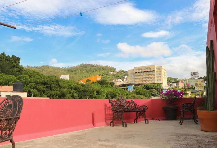 پانسیون Anda Nomad Hostel Oaxaca