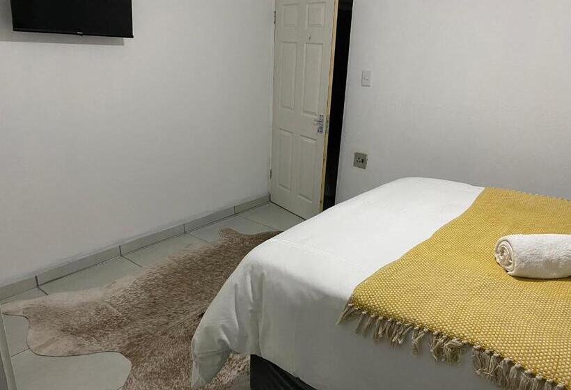 פנסיון Datty Tatty