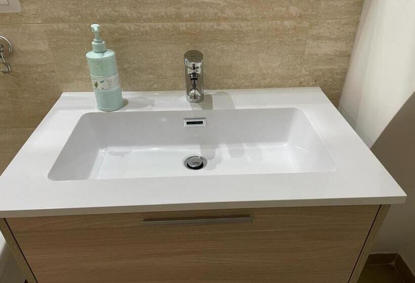 פנסיון Dea Home Camera