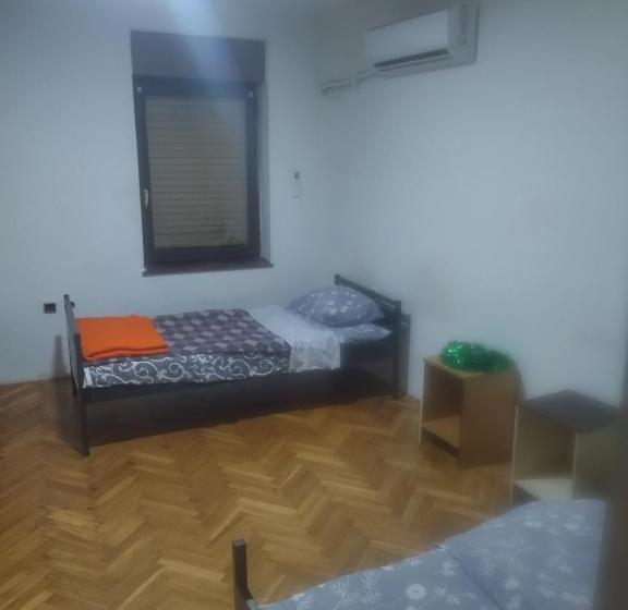 پانسیون Marić