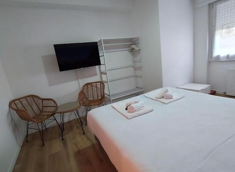 بنسيون Varenna Guest House 2