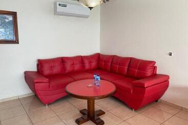 Autohotel Frances