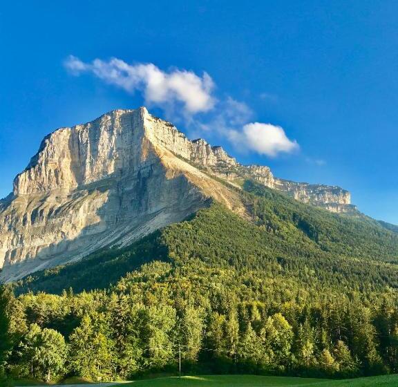 تختخواب و صبحانه Chambre Au Calme