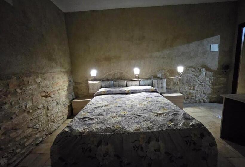 فندق Agriturismo Il Raggio Di Sole Di Orpello