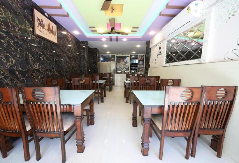 فندق B2l Hills At Tapoavn