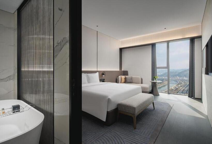 فندق Crowne Plaza Shangluo By Ihg