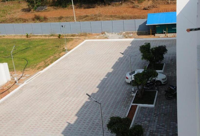 호텔 Nueva Boarding And Lodging