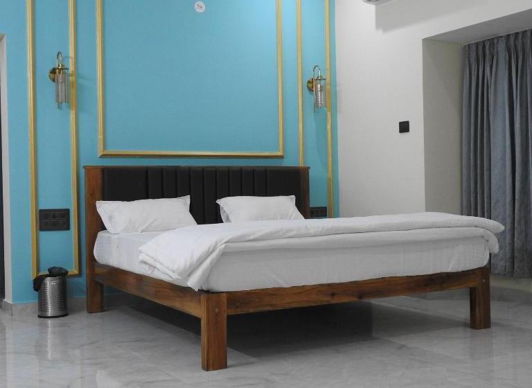 호텔 Nueva Boarding And Lodging