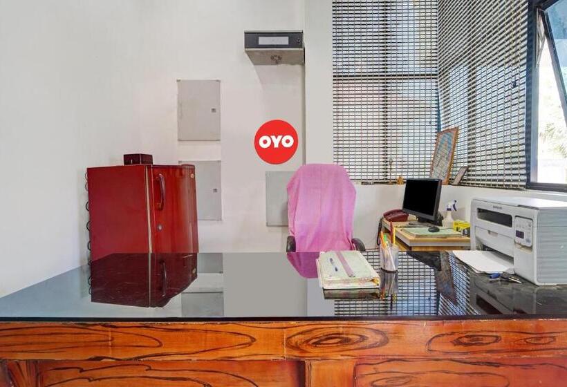 בית מלון כפרי Oyo Sri Sakthi Residency
