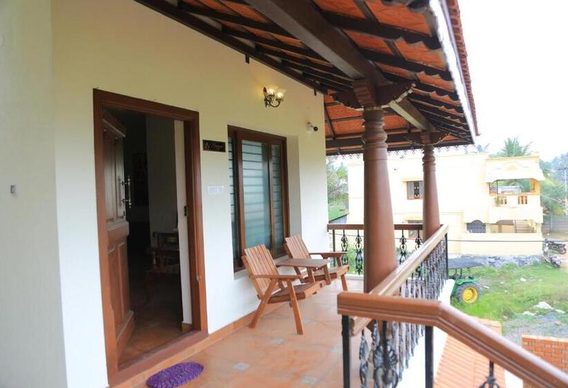 호텔 Ponni Homestay Kumbakonam