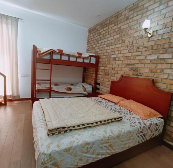 هتل Rs Family Stay