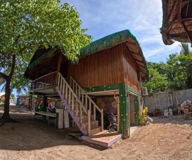 هتل The Blessed Purple Bamboo Beach Resort
