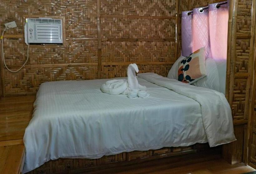هتل The Blessed Purple Bamboo Beach Resort