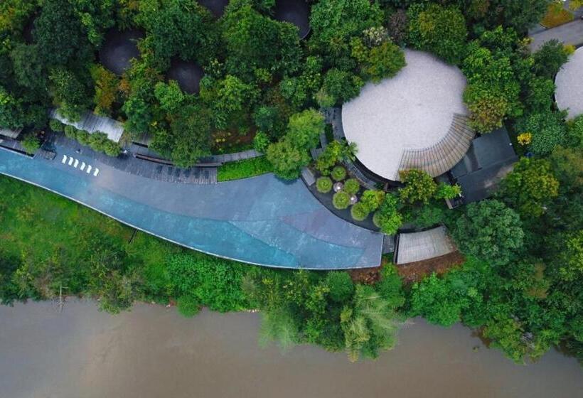 فندق The Sense Resort Kanchanaburi