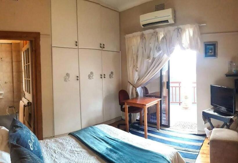 פנסיון Bayview Guest House