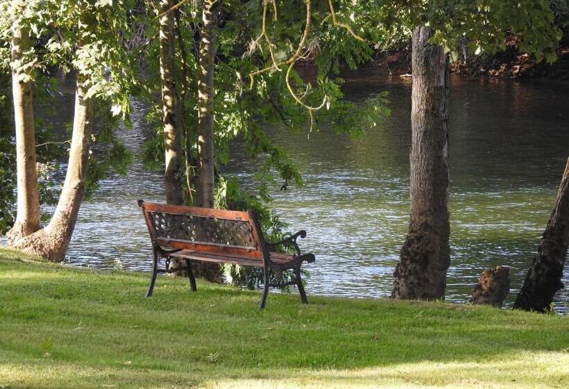 پانسیون Le Moulin De Chamouilley