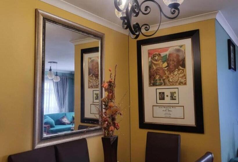 بنسيون Orca Estate Guesthouse Self Catering Accommodation