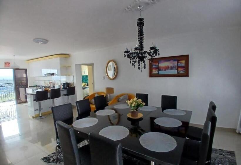 بنسيون Orca Estate Guesthouse Self Catering Accommodation