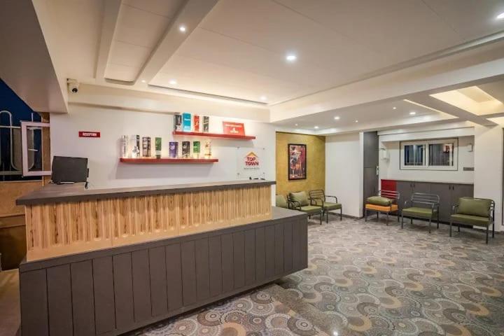 فندق Amar Palace Ahmednagar