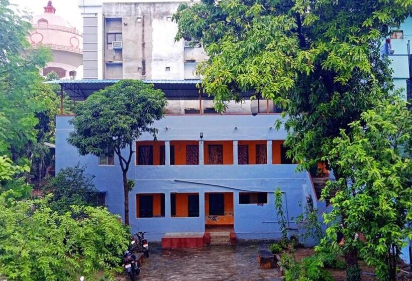 בית מלון כפרי Grg Kameshwar Bhawan Rajgir