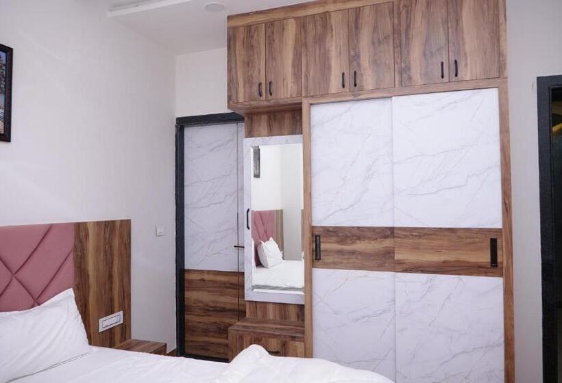 فندق Panache The Escape   Home Stay