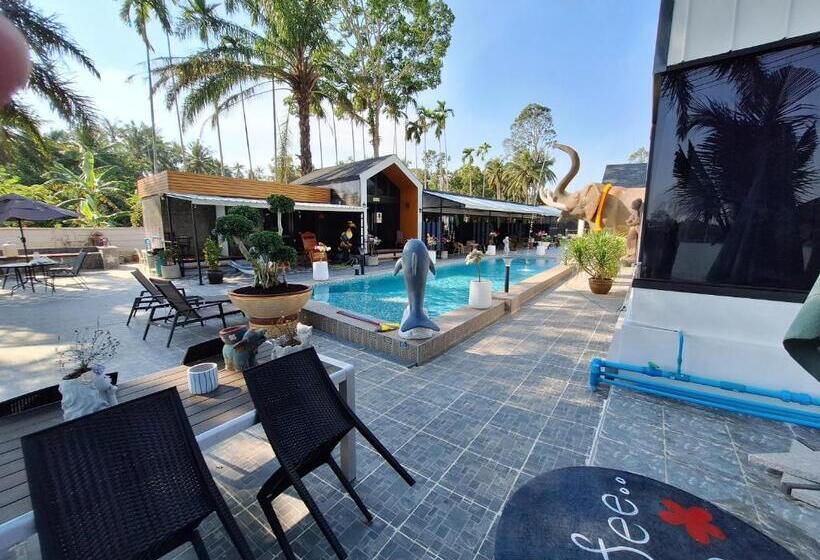 هتل River Pool Villa