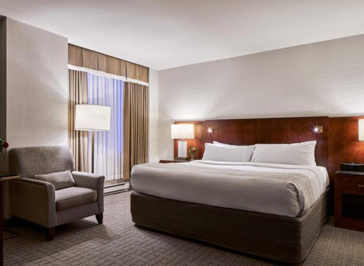 בית מלון כפרי Simms Jay