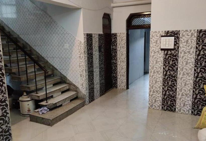 هتل Sonu Bhawan Banquets Prayagraj