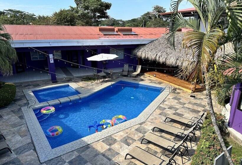 هتل Tropical Paradise