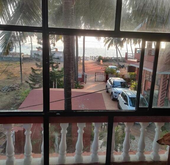 بنسيون Leon Home Stay