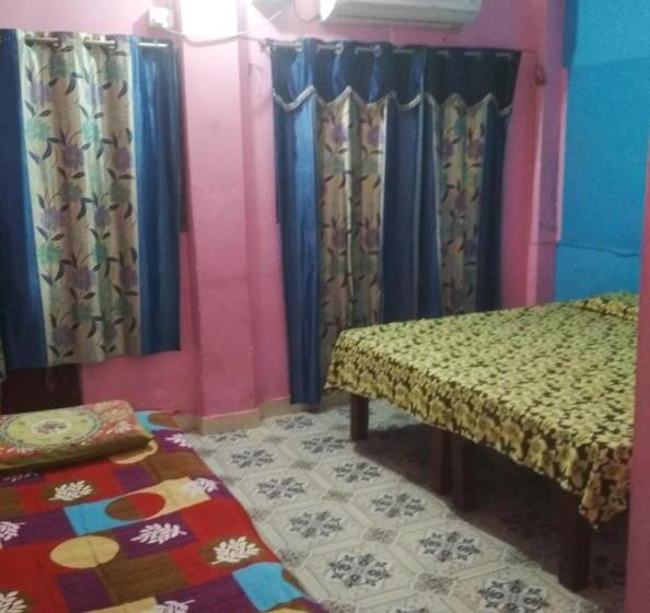 פנסיון Vaishnavi Paying Guest House
