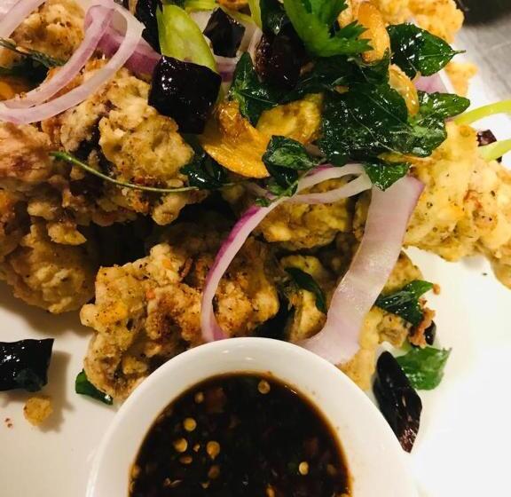 مبيت وإفطار Tharumini Villa