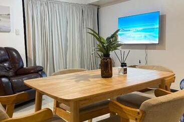 Gentleman S Suite