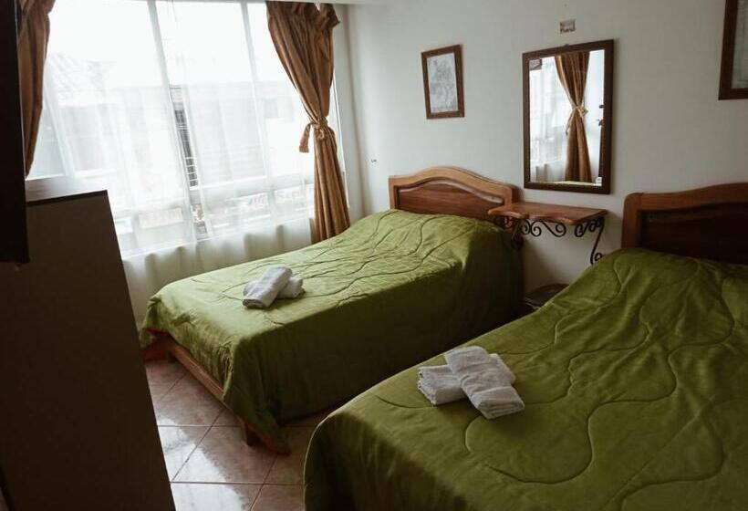 هتل Brisas Del Café