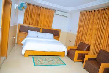 هتل Calbert Lodge