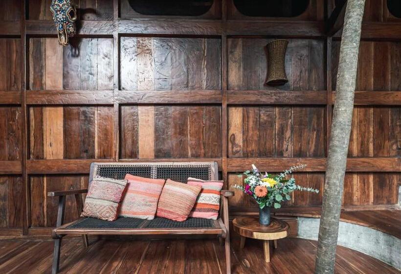 هتل Casa Moksha