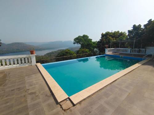 בית מלון כפרי On The High Ground Tourism Point