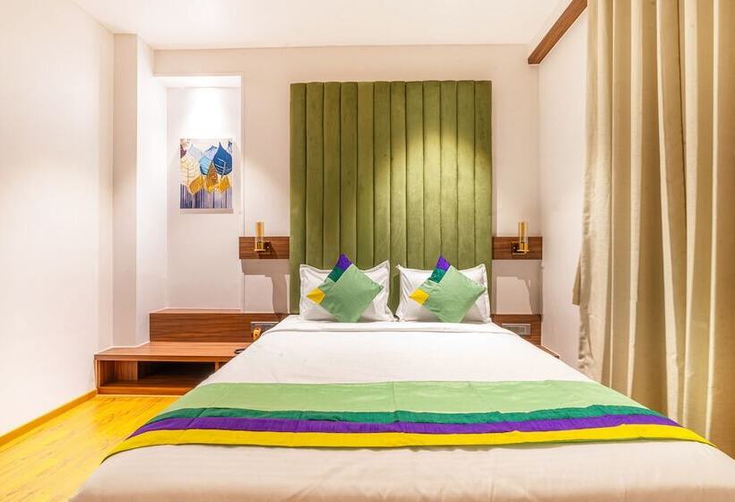 בית מלון כפרי Treebo Premium Heritage Grand  Majiwada Thane