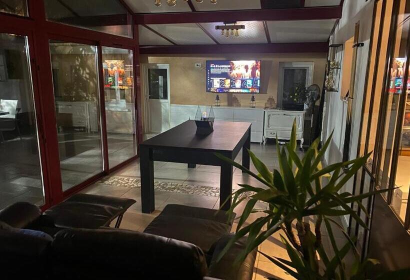 ペンション Dépendance Avec Billard à Proximité Zénith Rouen