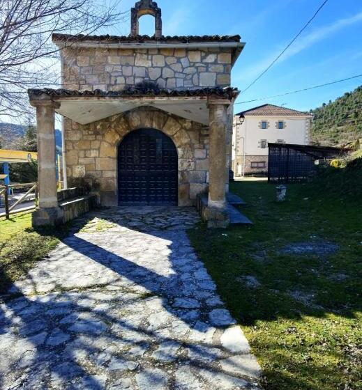 پانسیون Hostal Rural Alto Tajo Poveda