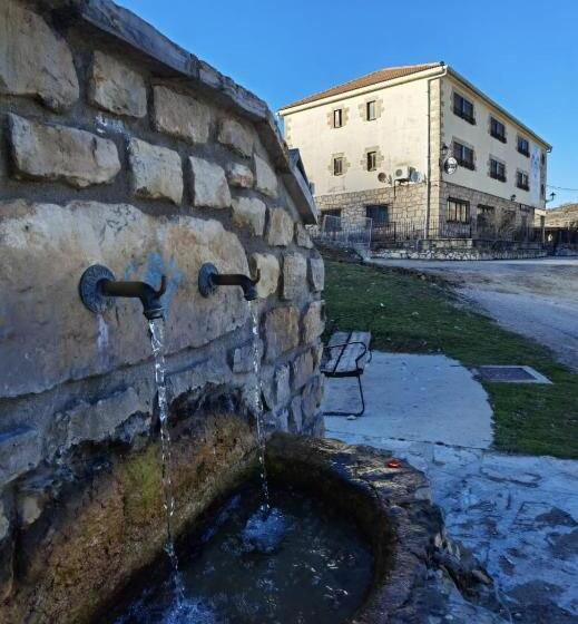 پانسیون Hostal Rural Alto Tajo Poveda