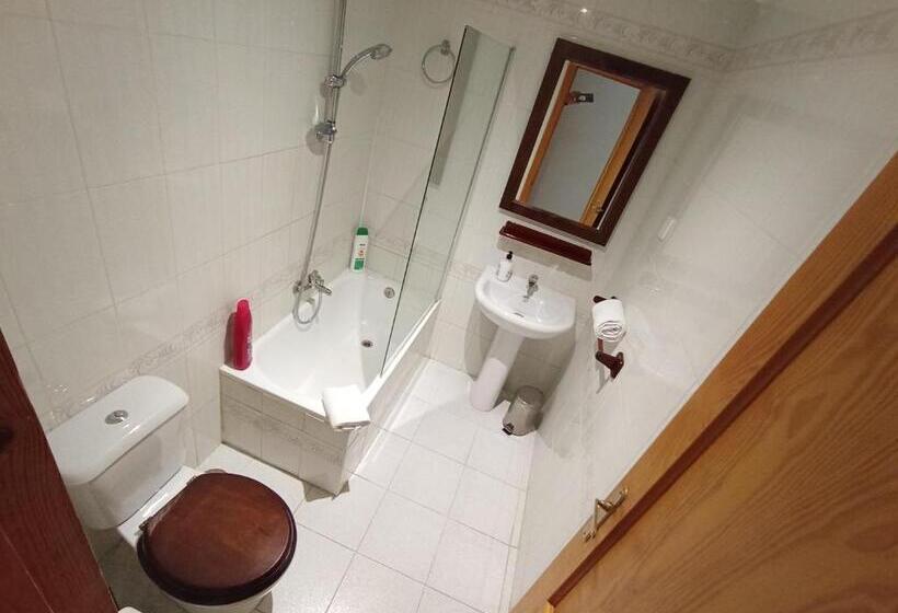 پانسیون Hostal Rural Alto Tajo Poveda