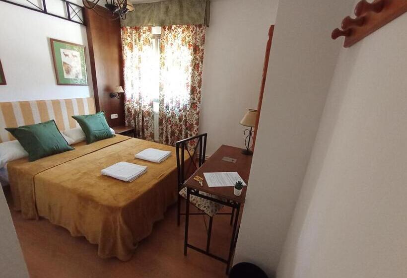 پانسیون Hostal Rural Alto Tajo Poveda