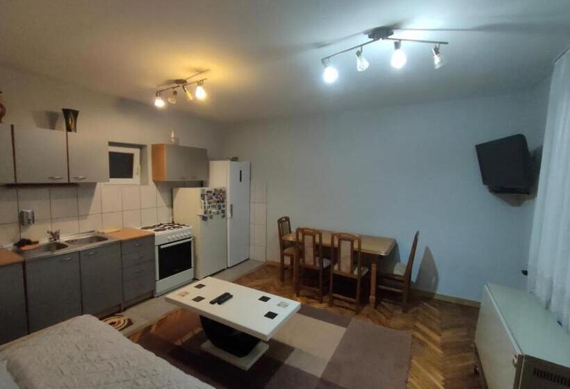 پانسیون Stan Na Dan