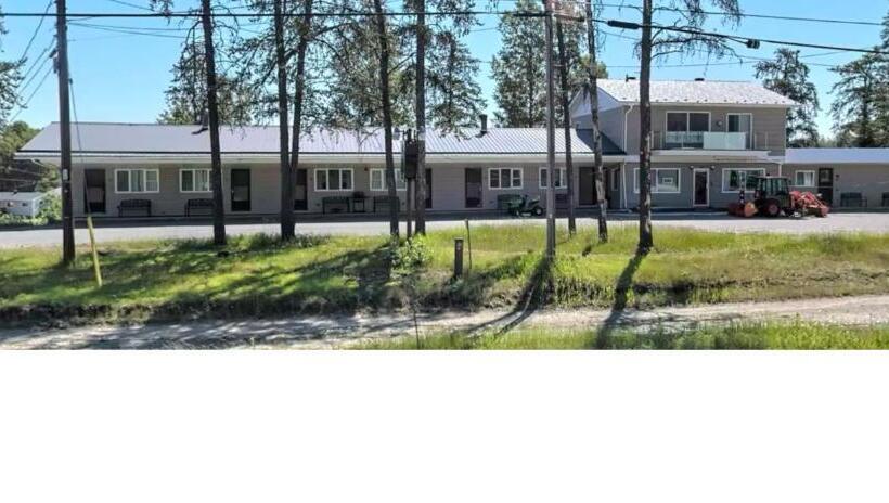 Pine Ridge Motel