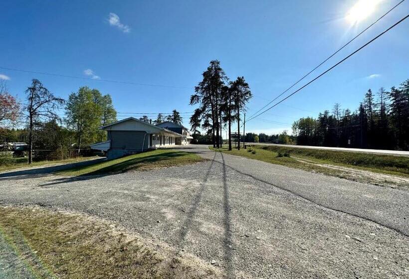 Pine Ridge Motel