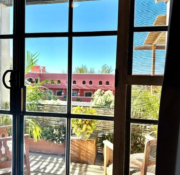 هاستل Baja House