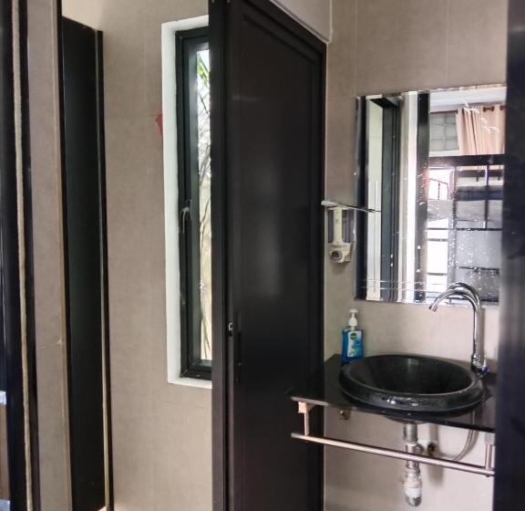 فندق صغير Cosmos Guesthouse Snack Bar