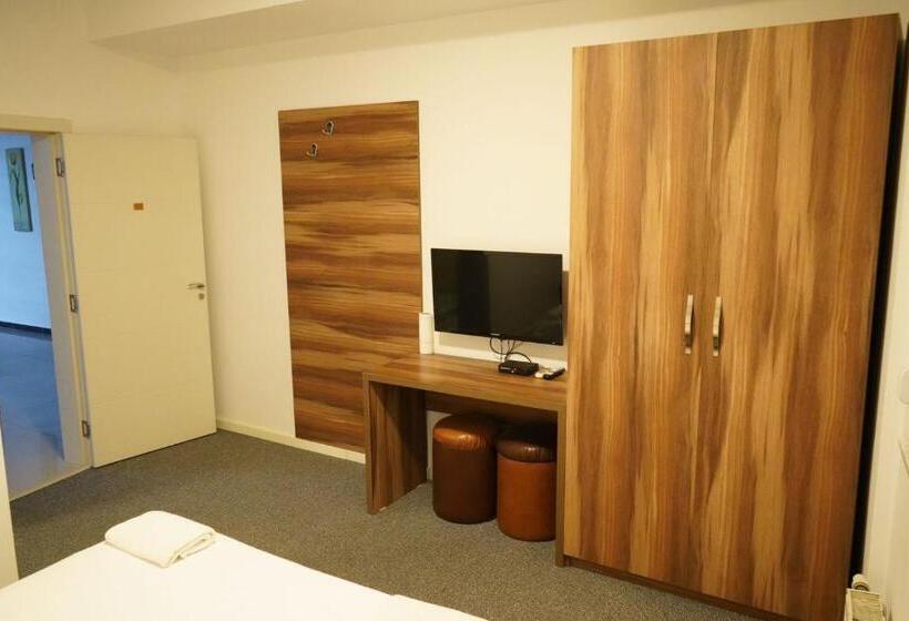 تختخواب و صبحانه Apartament Koha